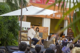 Maribel Verdú durante el masterclass celebrado en el patio del Centro de Formación.