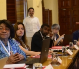 Participantes durante la reunión de reducción de la demanda y salud pública.
